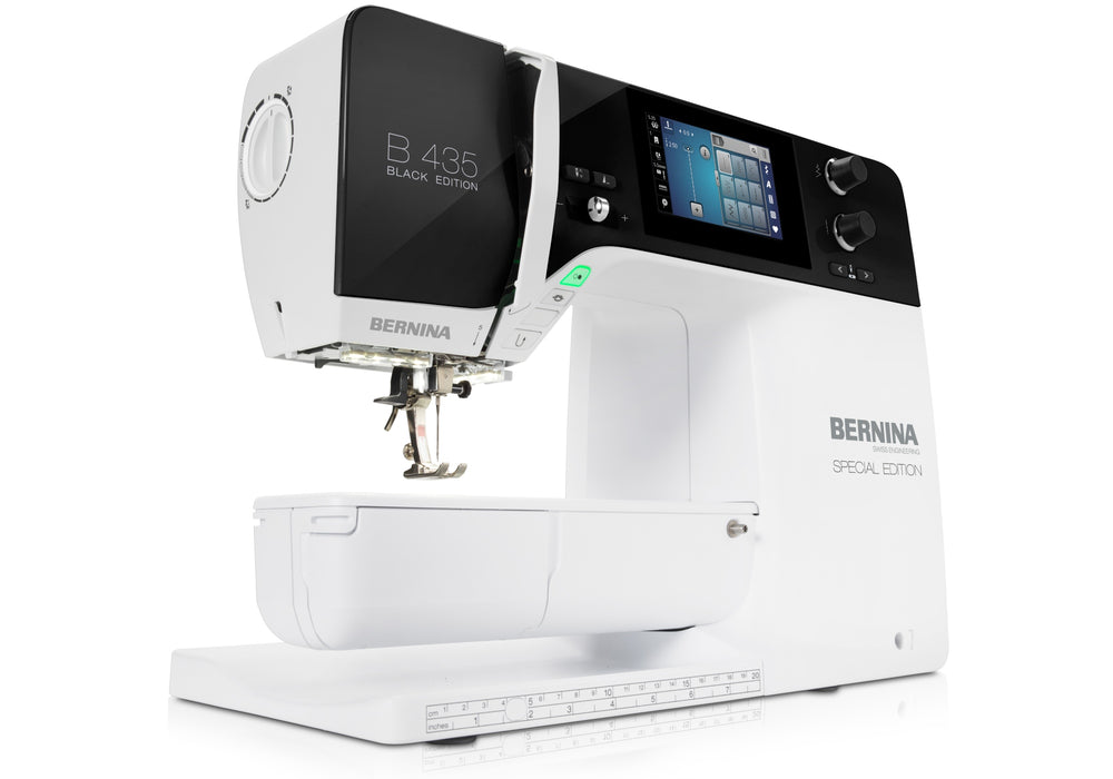 Bernina 435 Black Edition